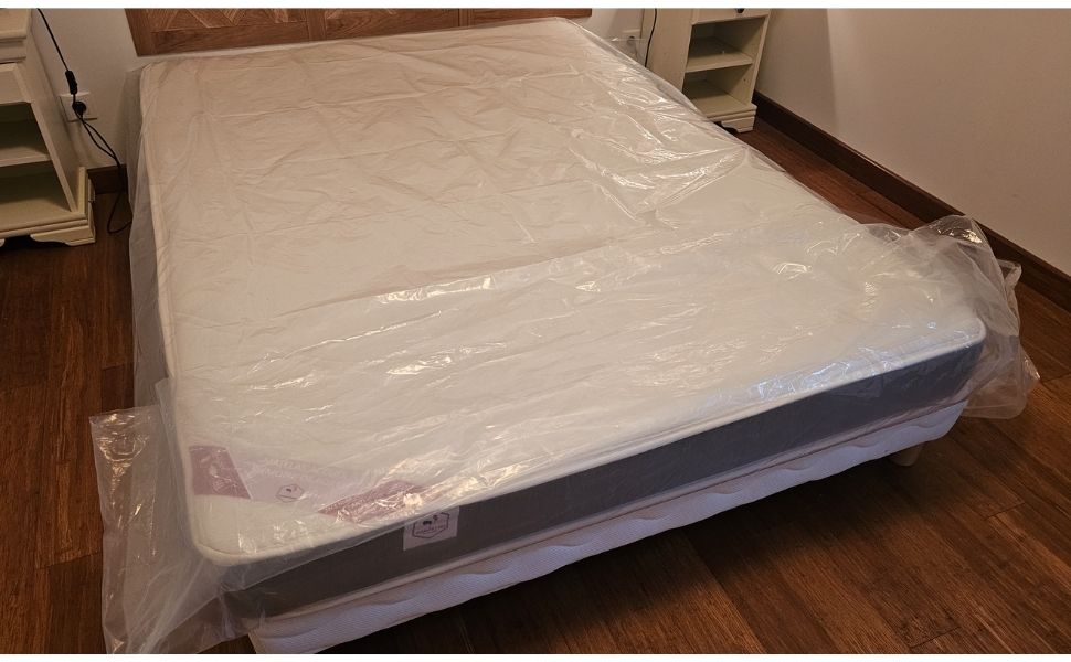 Housse matelas intégrale 2 personnes – protection complète contre poussière, taches et humidité.